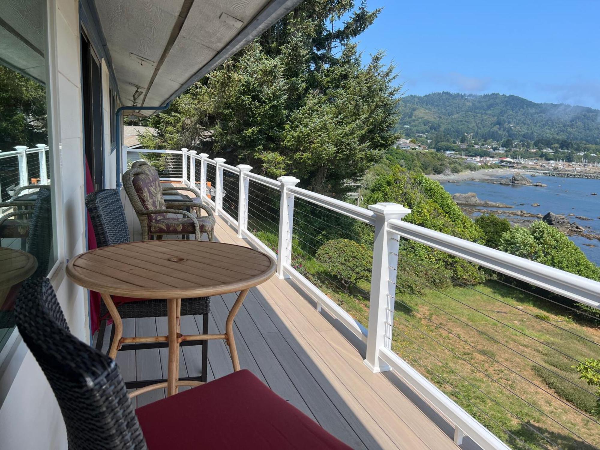Mermaid'S Muse Bed And Breakfast Brookings Exterior photo